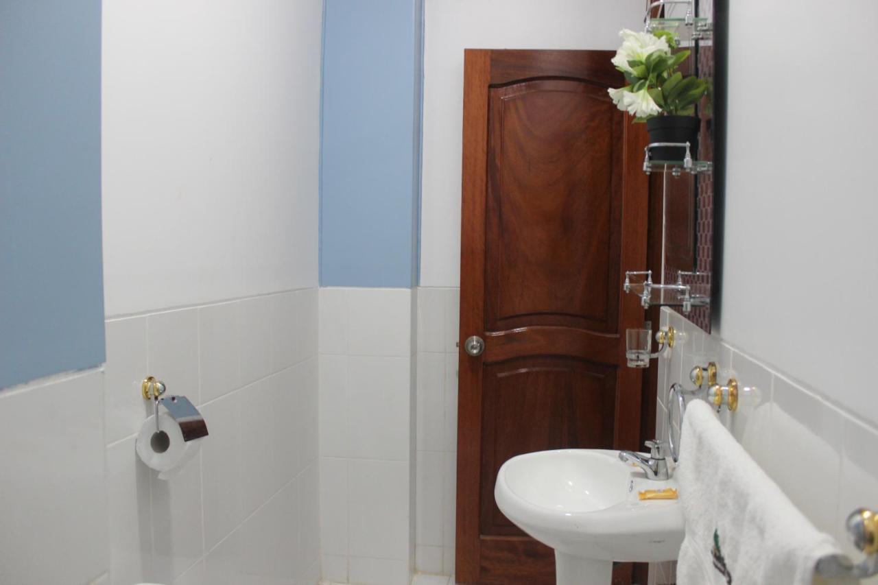 Hotel Boulevard Puerto Maldonado Luaran gambar